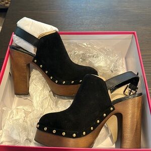 Vince Camuto Shoes